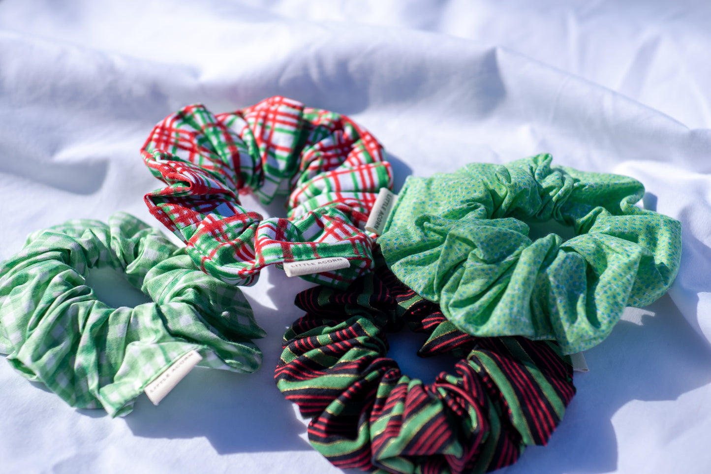 Holiday swirl scrunchie