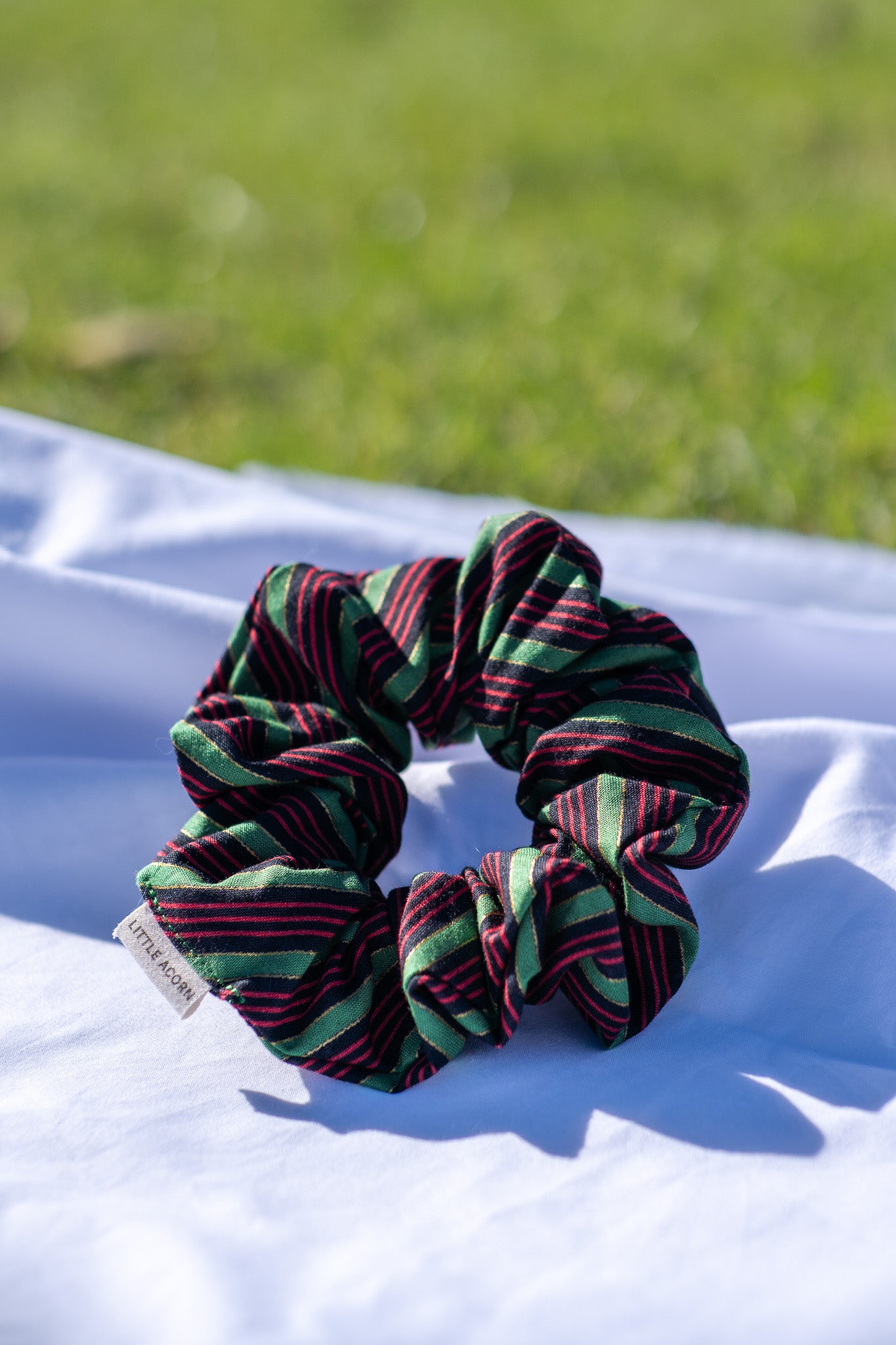 Holiday swirl scrunchie