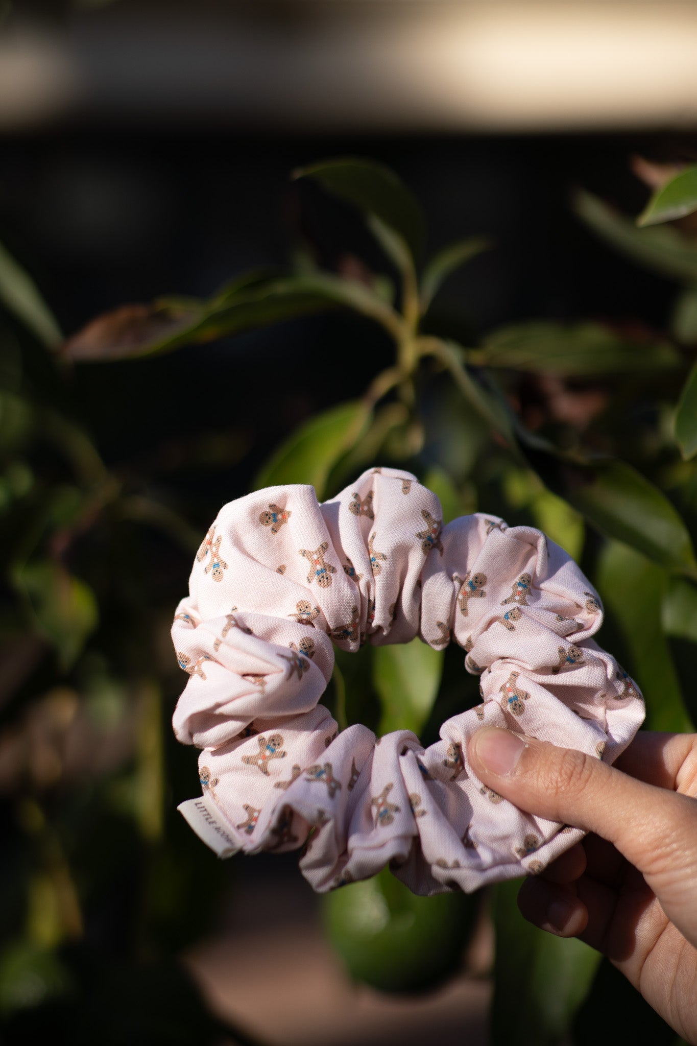 Gingerman scrunchie 🍪